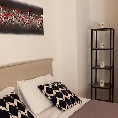 Apartment La Scelta Giusta, In Centro Con Garage Privato E Ascensore